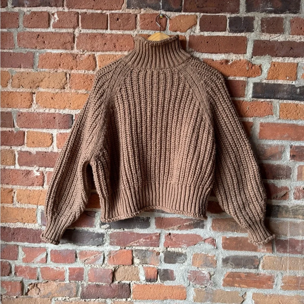 Chunky Camel Ribbed Knit Mockneck Sweater - Picture 2 of 4